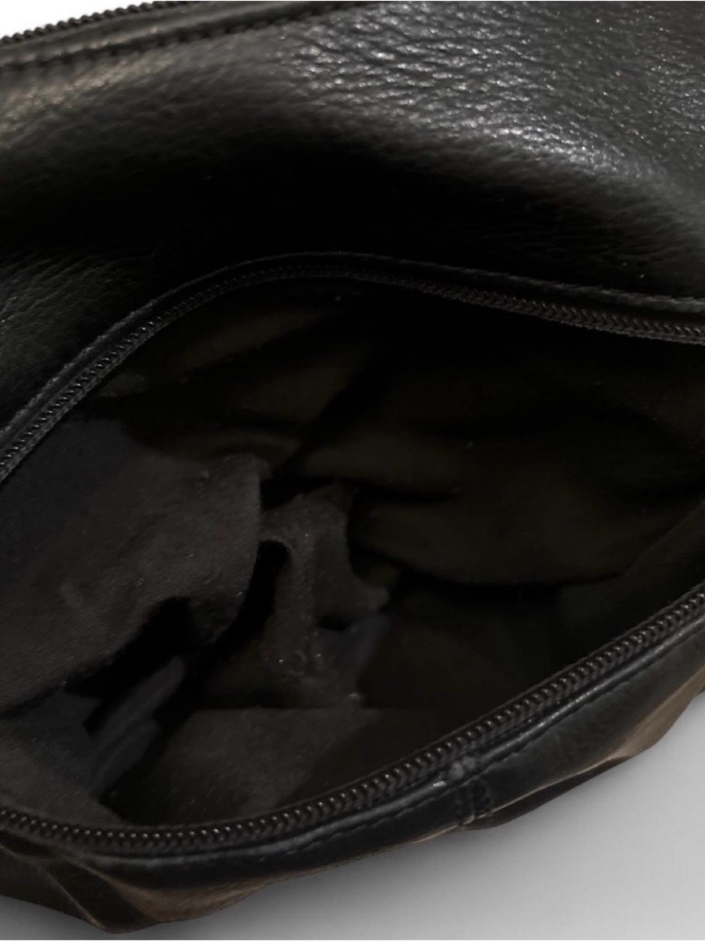 Classic Black Genuine Leather Hobo Slouchy Shoulder Bag Timeless Everyday Carry - Picture 5 of 8